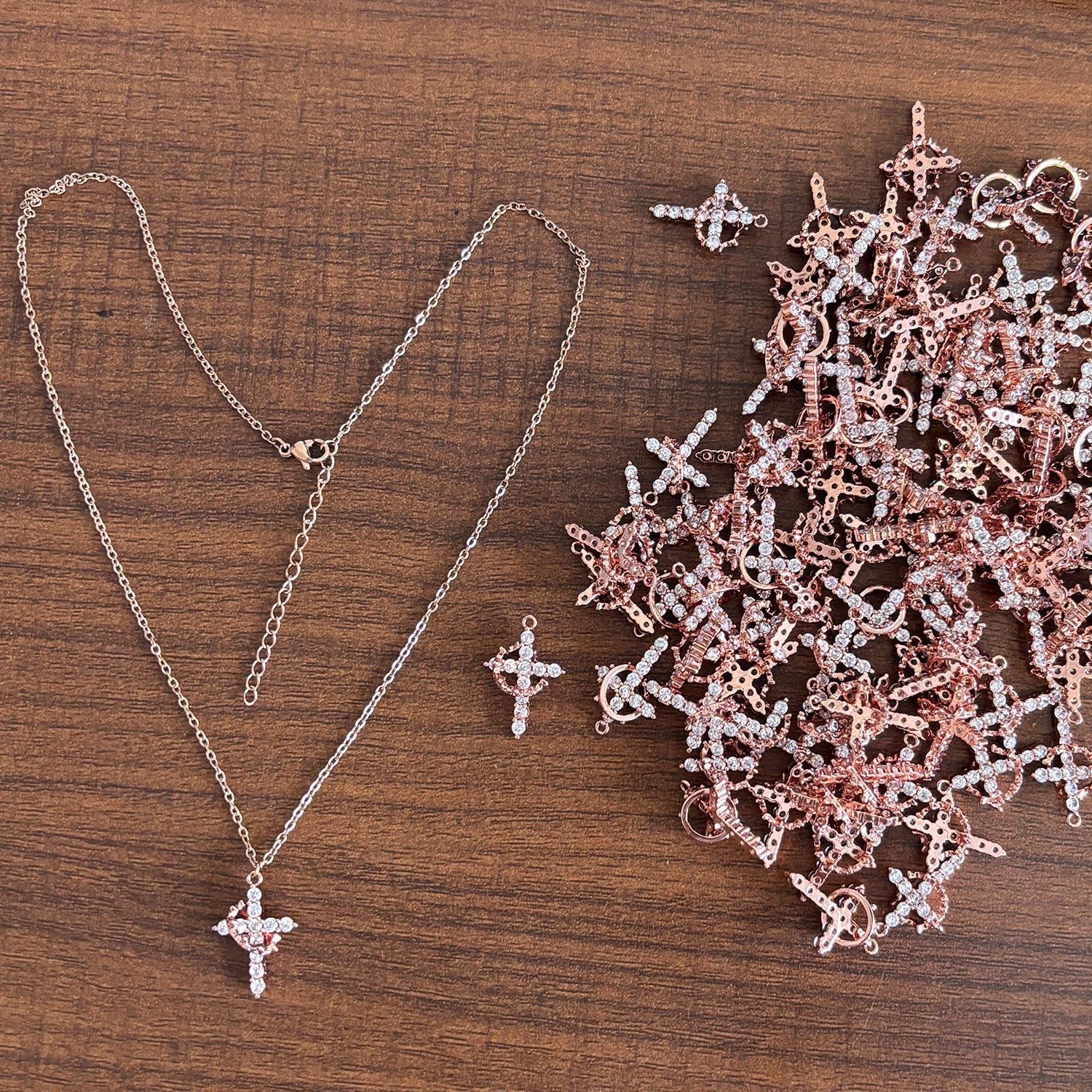 Crown & Pendant Necklace – Gold, Silver & Rose Gold | Unisex Fashion Jewelry - Hippopotamus Barn
